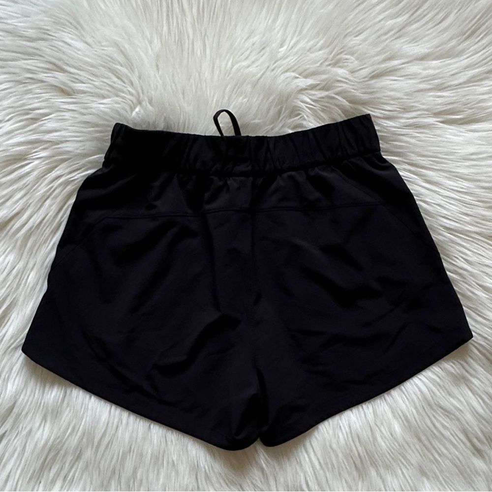 Lululemon Stroll at Sundown Black Short - Picture 3 of 6